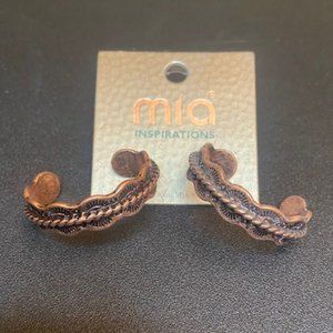 Bronze Copper Pierced Earrings Feather Open Hoop NEW